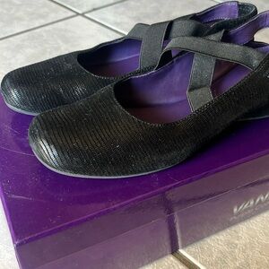 VanEli shoes - black - size 8.5 Narrow